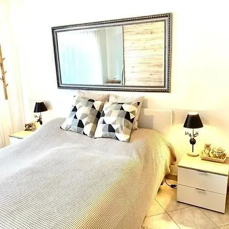 Gian: Near Congress Center & Winter Activities Apartment Davos